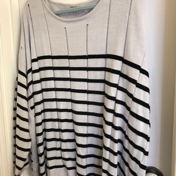 Molly + Isadora Grey and Black Sweater - Picture 2 of 11